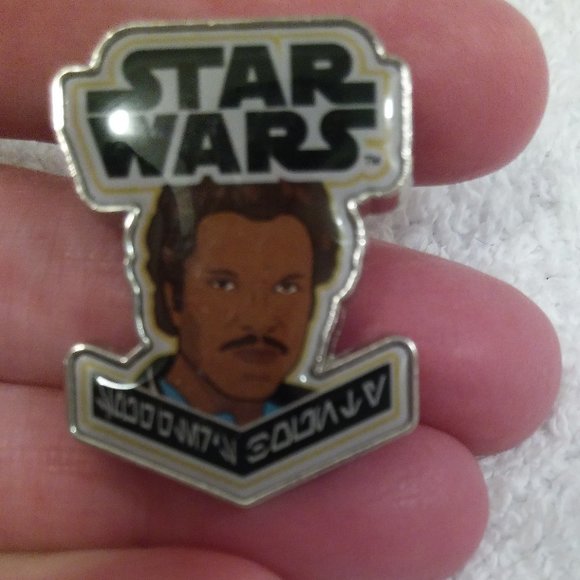 *FINAL PRICE*Funko Star Wars Pins Set of 5 - Picture 5 of 7